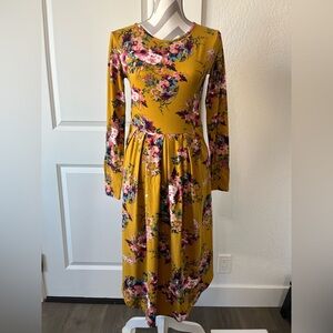 Floral midi dress- size Medium